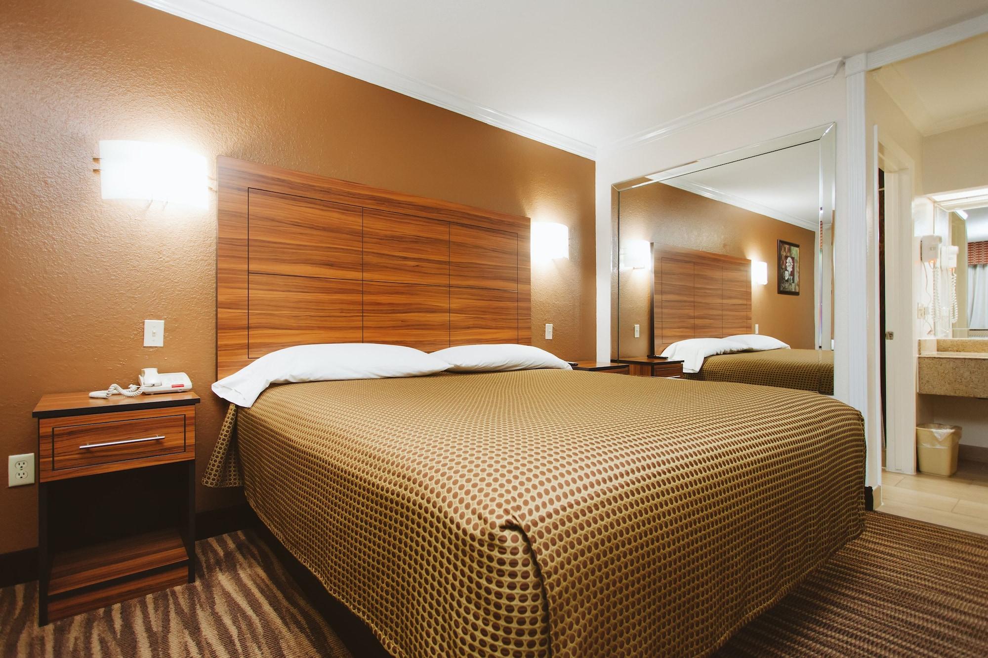 Palace Inn South Wayside Хьюстон Экстерьер фото