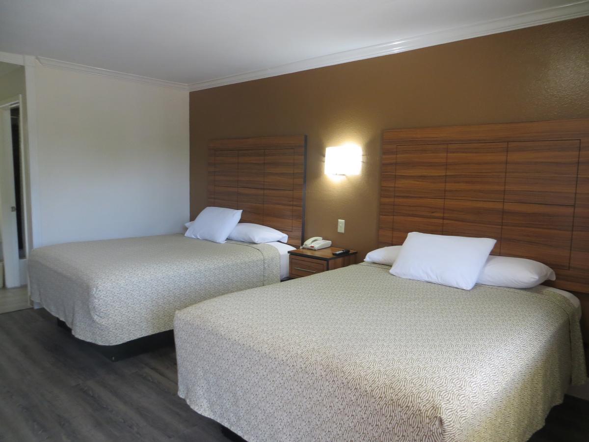 Palace Inn South Wayside Хьюстон Экстерьер фото