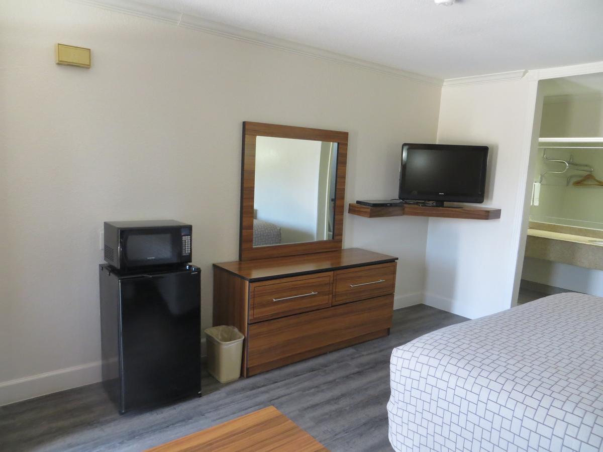 Palace Inn South Wayside Хьюстон Экстерьер фото