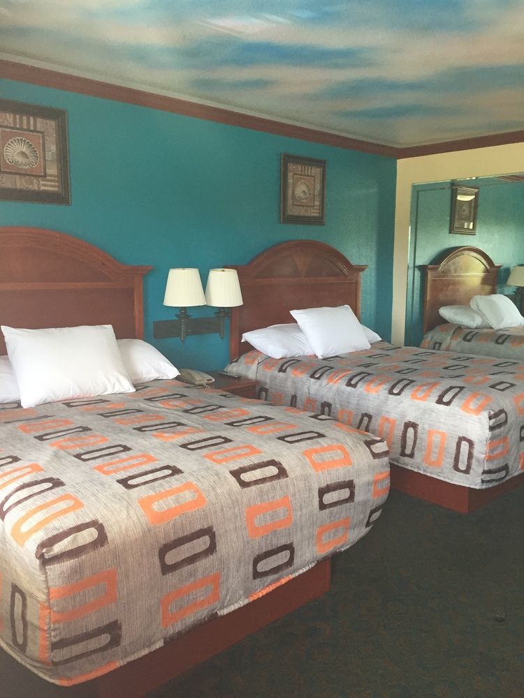 Palace Inn South Wayside Хьюстон Экстерьер фото